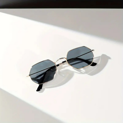 Women’s Vintage Polygon Metal Sunglasses – Photochromic Square Design
