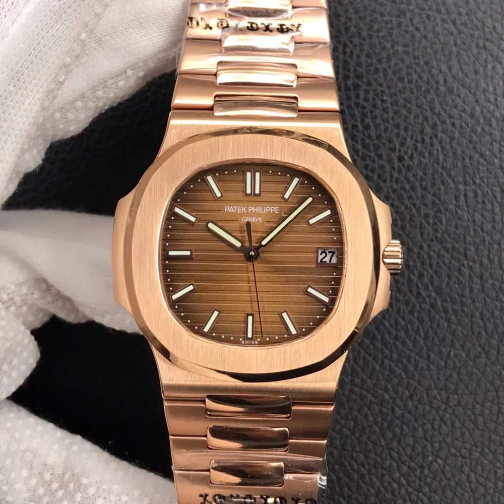 Patek Philippe Premium Men’s Wristwatch – Elegant Swiss Design