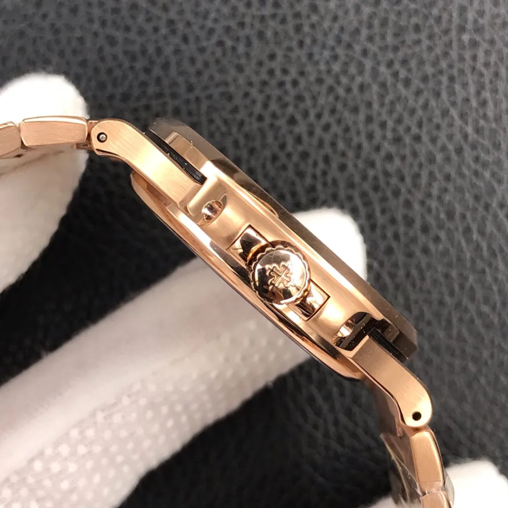 Patek Philippe Premium Men’s Wristwatch – Elegant Swiss Design