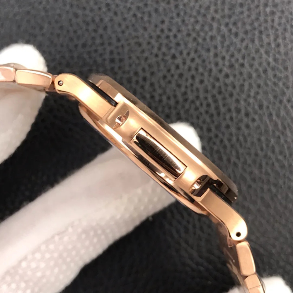 Patek Philippe Premium Men’s Wristwatch – Elegant Swiss Design