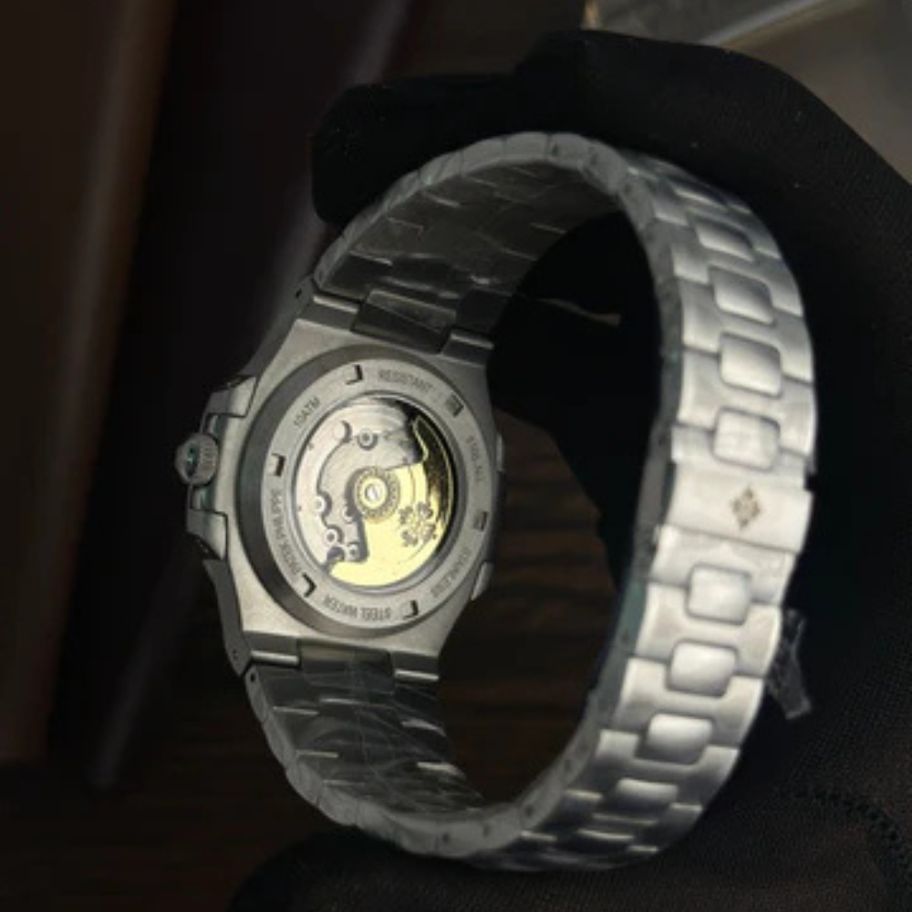 Nautilus Luxury Silver & Black Men’s Watch – Bold Design with Timeless Elegance